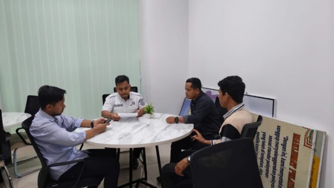 
 Sidang mediasi III terkait perselisihan hubungan industrial antara PT Tiara Abadi Sentosa (TAS) dan Eks Pekerja atas nama Saddam. Foto: Istimewa