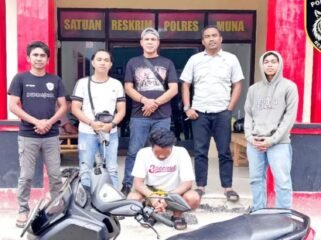 Pelaku tindak pidana pencurian dan kekerasan di Muna, inisial RA (25) ditangkap polisi saat hendak kabur ke Kota Ambon. Foto: Istimewa