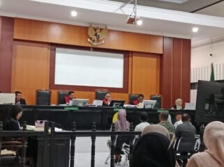 Sidang lanjutan kasus tindak pidana korupsi pada Setda Mubar di PN Kelas IA Kendari, Kamis (16/4/2026). Foto: Penafaktual.com