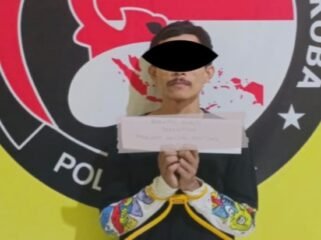 Pria insikal MMA alias AB (38) ditangkap Sat Resnarkoba Polres Muna. Foto: Humas Polres Muna
