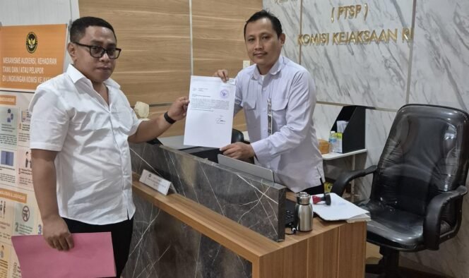 
 MBG melaporkan enam orang jaksa ke Komisi Kejaksaan Republik Indonesia. Foto: Istimewa