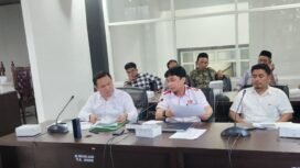 Direktur Utama PT Almharig, Basmala Septian Jaya (kiri) bersama Tim Manajemen Perusahaan. Foto: Penafaktual.com