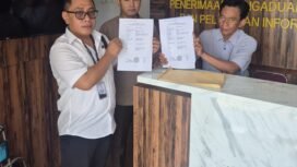 Masyarakat Butur Menggugat melaporkan enam jaksa Kejati Sultra ke Jamwas Kejaksaan Agung. Foto: Istimewa
