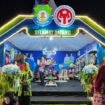 Meriahkan HUT Sultra Ke-62, Rombongan Kabupaten Bombana pamerkan sejumlah produk lokal. Foto: Istimewa