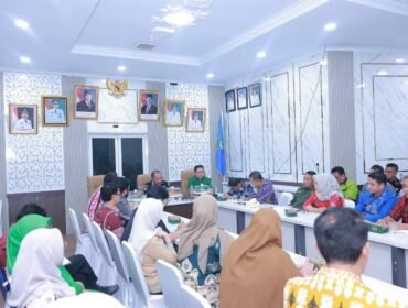 Bupati Bombana pimpin exit meeting pemeriksaan terinci LKPD TA 2025. Foto: Istimewa