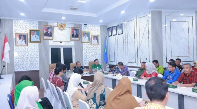 Bupati Bombana pimpin exit meeting pemeriksaan terinci LKPD TA 2025. Foto: Istimewa