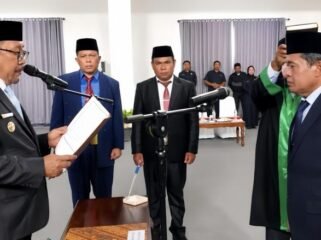 Suasana pelantikan Sekretaris Daerah (Sekda) definitf kabupaten Bombana oleh Bupati Bombana, Ir. Burhanuddin, M.Si. Foto: Istimewa