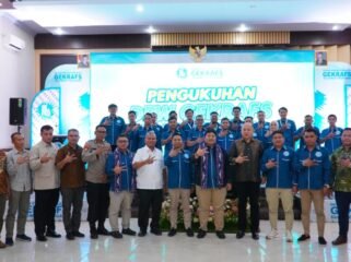 Foto bersama usai Gekrafs melantik DPW Sultra dan 10 DPC. Foto: Istimewa