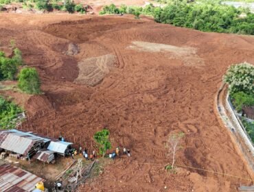 Lahan Warga Desa Torobulu, Kecamatan Laeya, Konawe Selatan yang sebelumnya tidak dimanfaatkan karena miring dan rawan longsor, kini sudah diratakan PT WIN. Foto: Istimewa