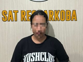 Wanita 27 tahun inisial JY ditangkap polisi diduga terlibat tindak pidana narkotika. Foto: Istimewa