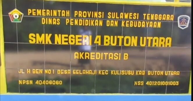 
 Papan nama SMKN 4 Buton Utara. Foto: Istimewa