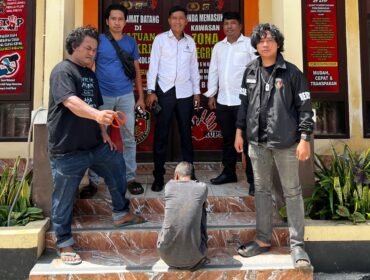 Seorang pria inisial S (29) ditangkap polisi usai bobol kios korban di Kolaka. Foto: Istimewa