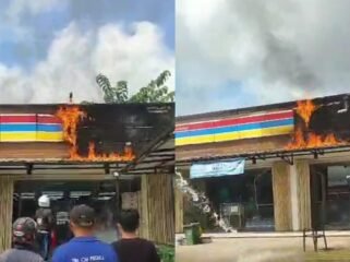 Kebakaran melanda Gerai Indomaret yang berada di Kelurahan Baruga Kota Kendari, Minggu (24/5/2026). Foto: Istimewa