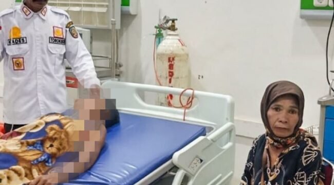 Sultang Bocah dari Desa Torokeku, Kecamatan Tinanggea terbaring lemas di RSUD Konawe Selatan. Foto: Istimewa