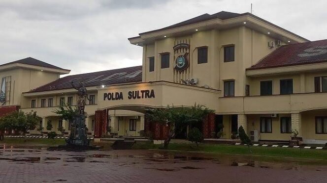
 Kepolisian Daerah Sulawesi Tenggara menetapkan tersangka tiga petani asal Routa Konawe usai demo tolak Jalan Houling PT SCM. Foto: Istimewa