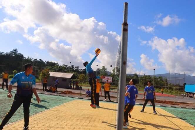 
 Polres Konawe Utara menggelar Kejuaraan Voli Intern Kapolres Cup 2026. Foto: Istimewa