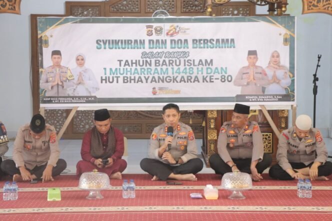 
 Syukuran dan doa bersama menyambut Tahun Baru Islam 1 Muharram 1448 Hijriah sekaligus memperingati HUT Bhayangkara ke-80. Foto: Istimewa