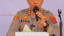 Kapolres Konawe Utara AKBP Ricko Pernanda dalam konferensi pers di halaman Mapolres, Rabu, 10 Juni 2026. Foto: Istimewa