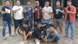 Tiga pemuda ditangkap aparatat kepolisian kasus tidak pidana pencucrian dengan kekerasan di Konawe Selatan. Foto: Istimewa