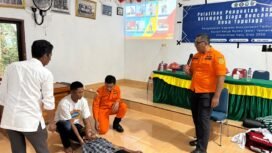 Pelatihan penguatan kapasitas, tanggap darurat dan evakuasi di Desa Tapulaga. Foto: Istimewa