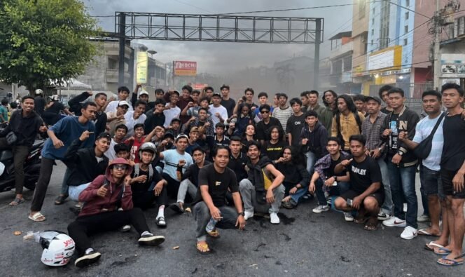 
 Pemuda Munaken atau Pemuda Muna Kendari 