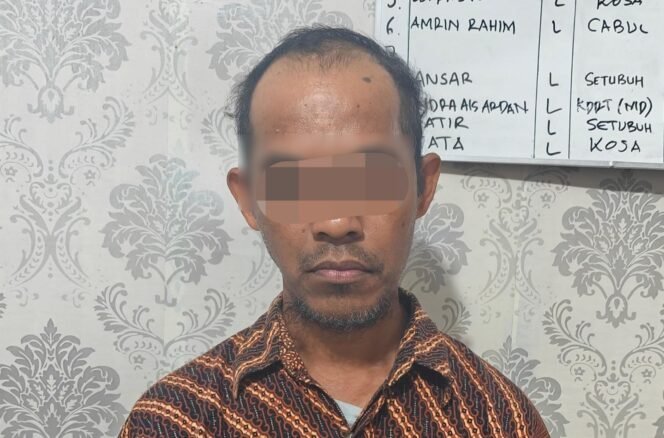 
 Seorang guru ngaji insial MA ditangkap polisi setelah diduga melakukan tindak pidana pencabulan terhadap anak di bawah umur. Foto: Istimewa