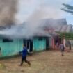 Rumah milik Ahmad Sabri di Kelurahan Tuoy, Kecamatan Unaaha, Kabupaten Konawe terbakar. Foto: Istimewa