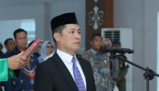 
 Sekertaris Daerah (Sekda) Kabupaten Konawe Selatan (Konsel), Ichsan Porosi. Foto: Istimewa