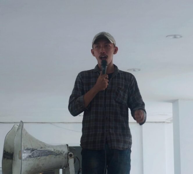 
 Ketua Harian GEMPUR Sultra, Ikbal Buton