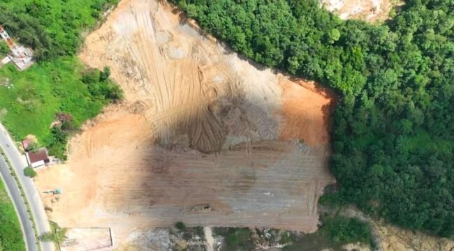 Pembukaan lahan Alexandria Hills di Puuwatu Kendari. Foto: Istimewa
