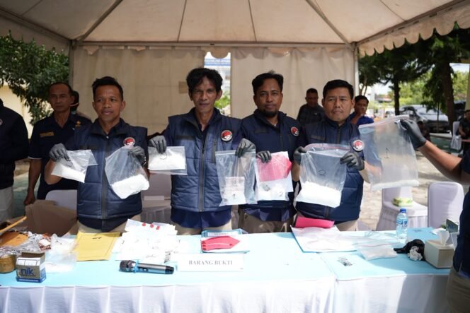 
 Direktorat Reserse Narkoba Polda Sultra musnakan 5,4 kilogram narkotika barang bukti pengungkapan kasus periode Mei-Juli 2026.Foto: Istimewa