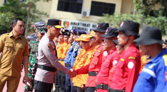 Polda Sulawesi Tenggara (Sultra) menyiapkan 631 personel gabungan untuk mengantisipasi dan menangani potensi kebakaran hutan dan lahan (karhutla) di wilayah Sultra. Foto: Istimewa