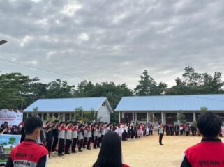 Upacara pembukaan Porseni SMAN 12 Kendari pada Senin, 10 Agustus 2026. Foto: Istimewa