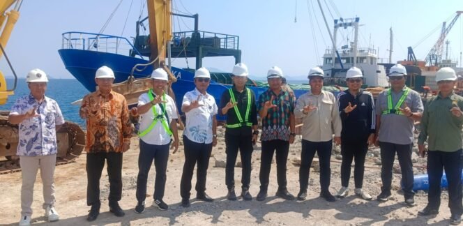 
 Polda Sulawesi Tenggara dan Kejaksaan Tinggi Sultra mengawal pelaksanaan proyek rehabilitasi fasilitas Pelabuhan Kolaka senilai Rp64,13 miliar milik Kementerian Perhubungan