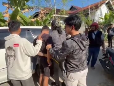 Pria inisial SF (37) ditangkap personel gabungan Polres Muna setelah diduga melakukan pembegalan di Kelurahan Sidodadi. Foto: Istimewa