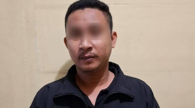 Pria di Kabupaten Konawe ditangkap Buser77 Sat Reskrim Polresta Kendari setelah diduga melakukan tindak pidana penadahan motor curian.Foto: Istimewa