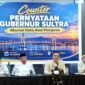 Mantan Gubernur Sultra, Nur Alam (kedua dari kanan) saat menyampaikan keterang terkait akurasi data aset Pemprov Sultra di Hotel Horison Kendari. Foto: Penafaktual.com