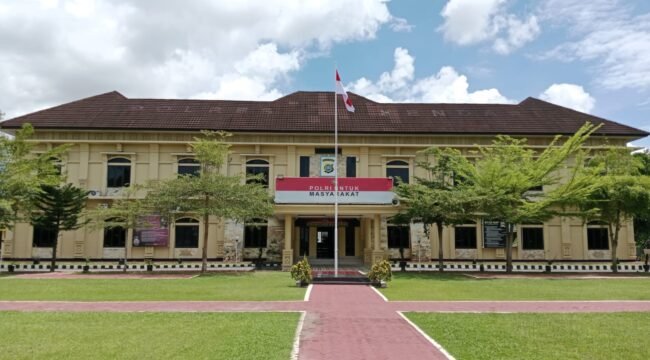 Kantor Kepolisian Resor Kota (Polresta) Kendari di Jalan  DI Panjaitan, Kelurahan Bonggoeya, Kecamatan Wua-Wua, Kota Kendari. Foto: Penafaktual.com