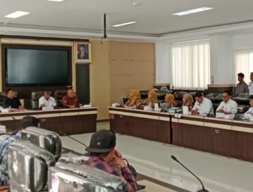 Rapat Dengar Pendapat (RDP) yang digelar DPRD Kota Kendari terkait pengelolaan SPPG di wilayah Kota Kendari, Selasa, 22 September 2026. Foro:Penafaktual.com