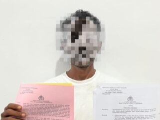 Seorang pria insial UM (41) ditangkap Sat Reskrim Polres Muna diduga aniaya mantan mertuanya di Kondongia Muna. Foto: Istimewa