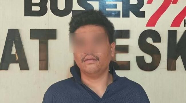 Oknum Sat Pol PP Sultra inisial ER (26) ditangkap polisi setelah diduga gadaikan motor rekannya untuk beli sabu dan judi online. Foto: Istimewa