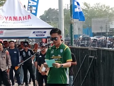 Bupati Konawe Utara yang juga Ketua DPW PPB Sultra, Ikbar saat memberikan sambutan pada pembukaan Cup Race PPB Sultra 2026 di Kendari. Foto: Penafaktual.com