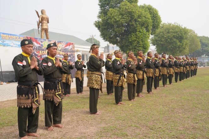 
 Acara penutupan kegiatan Latihan Kader Pelati (Kadertih) Program Latihan Khusus Sabuk Hitam Tingkat I Pencak Silat Militer, Korem 143/HO.Foto: Istimewa