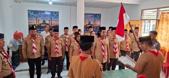
 Prosesi pelantikan pengurus yang berlangsung khidmat di Aula Kantor Bawaslu Kabupaten Muna. Foto: Istimewa