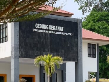 Gedung Dekanat Fakultas Ilmu Sosial dan Ilmu Politik (FISIP) UHO. Foto: Istimewa