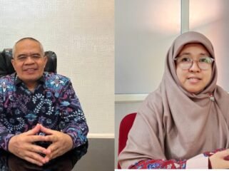 Rektor Universitas Muhammadiyah Kendari, Prof. Muhammad Nurdin (kiri) dan Sekretaris Panitia Penjaringan Calon rektor, Ulfah Attamimi. Foto: Istimewa/Penafaktual.com
