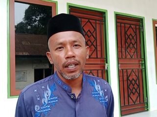 Kepala Desa Telaga Biru, Kecamatan Soropia, Kabupaten Konawe, Rahmat. Foto:Penafaktual.com